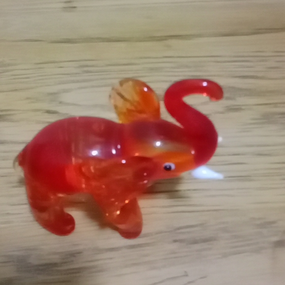 Very beautiful Collection of high quality glass elephants - Picture 7 of 10